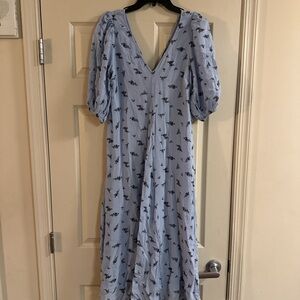 Elegant Blue Floral Dress